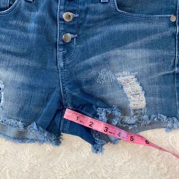 Ladies Mossimo Shorts - Picture 7 of 7